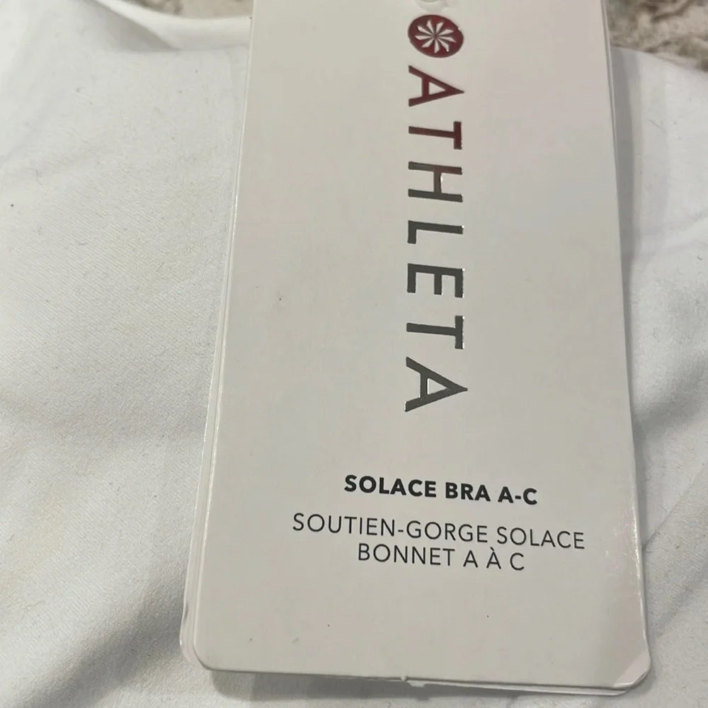 💕 Athleta A-C Solace Bra. Medium White